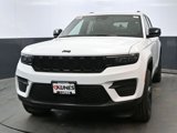 New 2025 Jeep Grand Cherokee Altitude image 4
