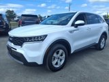 Used 2023 Kia Sorento LX image 3