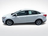 Used 2015 Ford Focus SE image 2