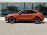Certified 2022 Porsche Macan image 2