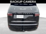 New 2024 Land Rover Discovery Dynamic SE image 4