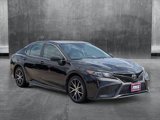 Used 2022 Toyota Camry SE image 3