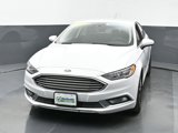 Used 2018 Ford Fusion SE w/ Equipment Group 201A image 4