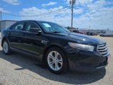 Used 2017 Ford Taurus SE image 2