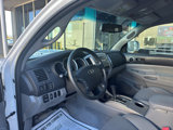Used 2011 Toyota Tacoma PreRunner image 3