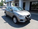 Used 2022 Nissan Rogue Sport S image 2