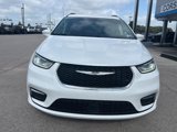 Used 2022 Chrysler Pacifica Touring-L image 2