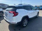Used 2023 GMC Terrain SLT image 3