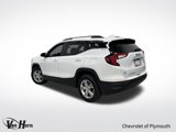 Used 2022 GMC Terrain SLE w/ Driver Convenience Package image 3