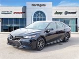 Used 2023 Toyota Camry SE image 2