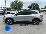 Used 2022 Ford Escape SE w/ SE Sport Appearance Package image 6