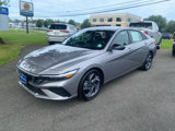 Used 2025 Hyundai Elantra Sport image 3