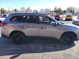 Used 2020 Mitsubishi Outlander AWD image 5