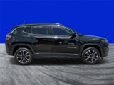 Used 2022 Jeep Compass Limited image 2