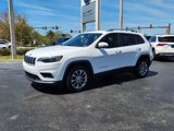 Used 2019 Jeep Cherokee Latitude Plus w/ Comfort/Convenience Group image 3