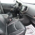 Certified 2017 Jeep Cherokee Limited image 3