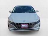 Used 2022 Hyundai Elantra SEL w/ Convenience Package image 2