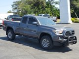 Used 2016 Toyota Tacoma SR5 w/ SR5 Appearance Package (SN) image 3