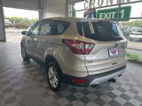 Used 2017 Ford Escape SE image 4