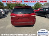 Used 2014 Toyota Sienna LE image 4