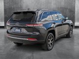 Used 2023 Jeep Grand Cherokee Limited w/ Luxury Tech Group II image 5