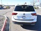 Used 2020 Volkswagen Tiguan SE w/ Panoramic Sunroof Package image 5