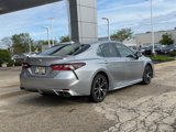 Used 2021 Toyota Camry SE image 3