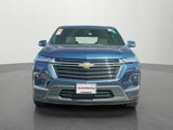 Used 2022 Chevrolet Traverse LT image 2