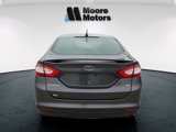 Used 2016 Ford Fusion SE image 4