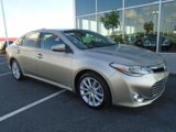 Used 2013 Toyota Avalon Limited image 2