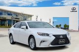 Used 2017 Lexus ES 350 Premium image 2