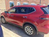 Used 2017 Nissan Rogue SV w/ SV Premium Package image 2