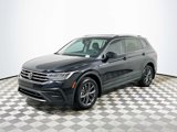 Used 2022 Volkswagen Tiguan SE image 3