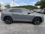 Certified 2022 Volkswagen Atlas Cross Sport SEL R-Line image 4