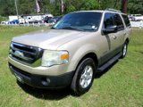 Used 2007 Ford Expedition XLT image 2