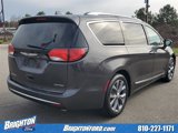 Used 2020 Chrysler Pacifica Limited w/ Tire & Wheel Group image 2