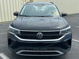 Used 2022 Volkswagen Taos S image 2
