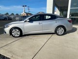 Used 2022 Nissan Sentra S image 2