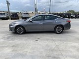 Used 2023 Nissan Altima 2.5 SV image 6