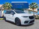 Used 2023 Chrysler Pacifica Touring-L w/ S Appearance Package image 2