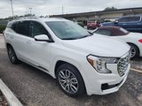 Used 2023 GMC Terrain Denali image 3