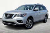 Used 2018 Nissan Pathfinder SV image 2