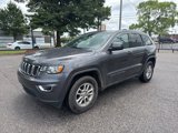 Used 2018 Jeep Grand Cherokee Laredo image 2