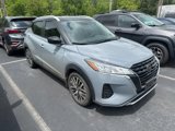 Used 2021 Nissan Kicks SV image 3