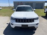 Used 2020 Jeep Grand Cherokee Laredo image 2