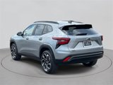 Used 2024 Chevrolet Trax RS w/ Sunroof Package image 3