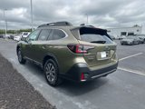 Used 2022 Subaru Outback Premium image 5