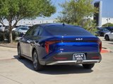 New 2025 Kia K4 LXS image 3