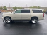 Used 2016 Chevrolet Suburban LTZ image 2