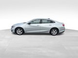 Used 2021 Chevrolet Malibu LS image 2